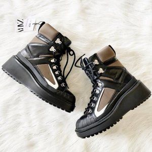 zara mountain boots